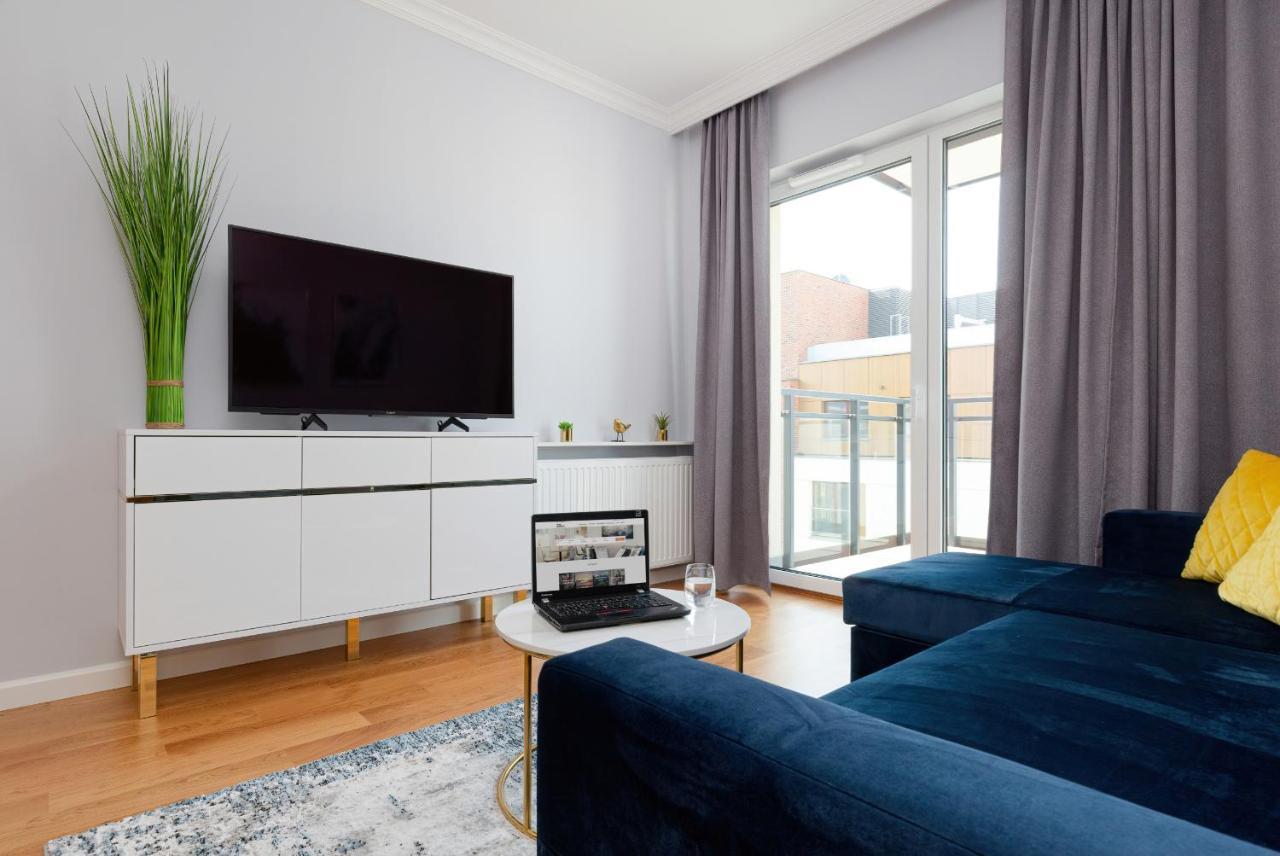 Apartament Dom Przy Okrzei By Renters Prestige Varsavia Esterno foto